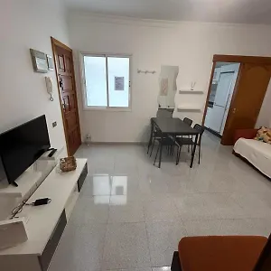 https://apartamento-centrico-y-luminoso-alcaravaneras.in-canary-islands.com