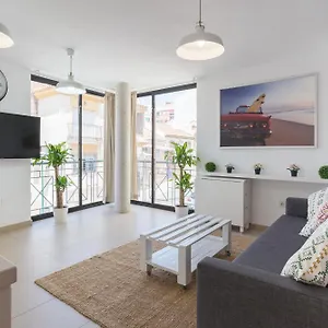 https://perfect-apt-for-couples-or-groups-up-to-5-guests.1costadelsol.com